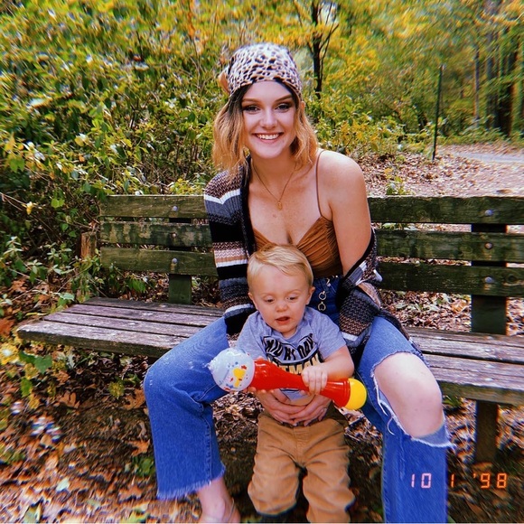 Meet your Posher, Bri - Picture 11 of 17